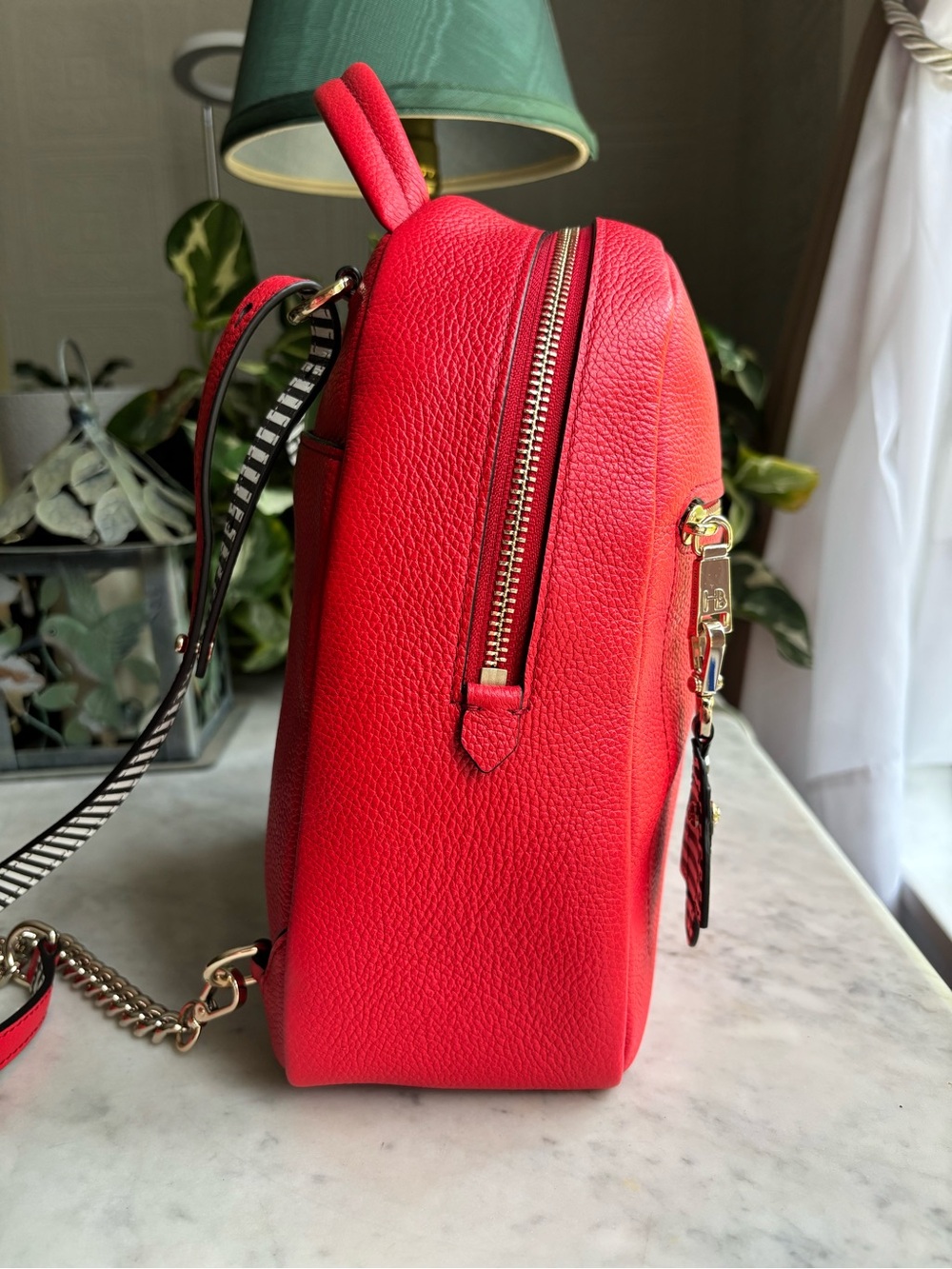 Henri Bendel About Town Red Pebbled Leather Mini Backpack/Shoulder Bag - Picture 3 of 11